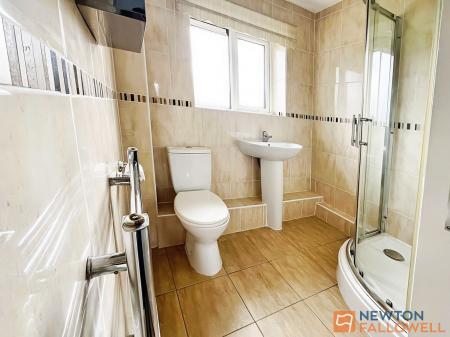 1 bedroom Flat to let in New Street, Rushall, WS4
