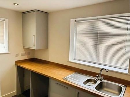 3 bedroom Semi-detached house to let in Park Road, Norton Canes, WS11