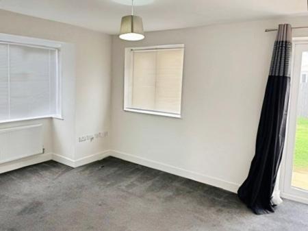 3 bedroom Semi-detached house to let in Park Road, Norton Canes, WS11