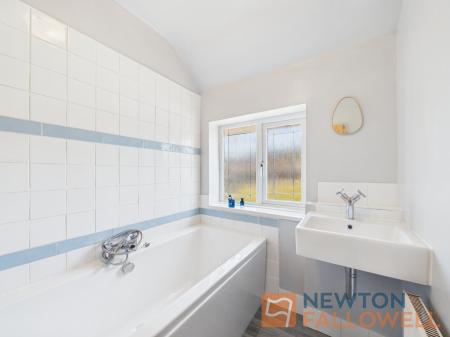 3 bedroom Semi-detached house for sale in Chestnut Road, Walsall, WS3