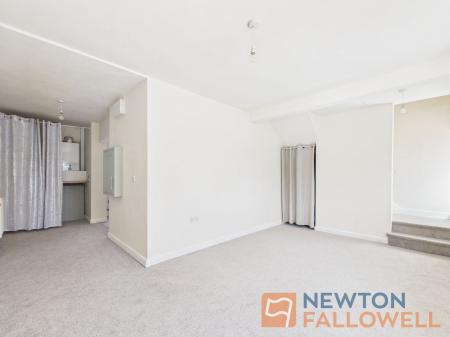 3 bedroom Semi-detached house for sale in Chestnut Road, Walsall, WS3