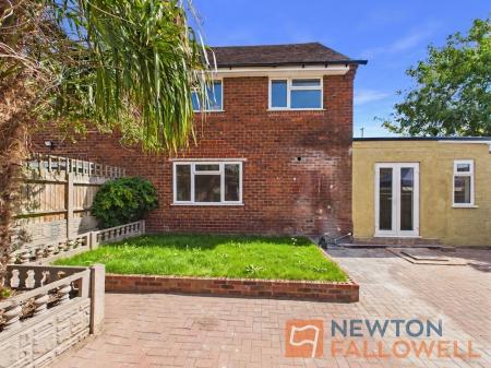 3 bedroom Semi-detached house for sale in Chestnut Road, Walsall, WS3