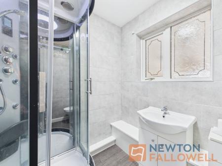 1 bedroom Flat for sale in Shackleton Road, Walsall, WS3