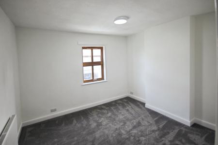 2 bedroom Terraced House to let in Broad Street, Cannock, WS11