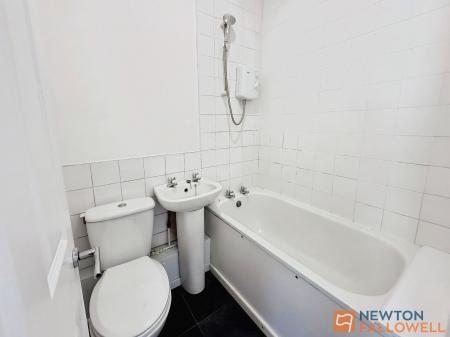 1 bedroom Flat to let in Harrison Street, Bloxwich, WS3