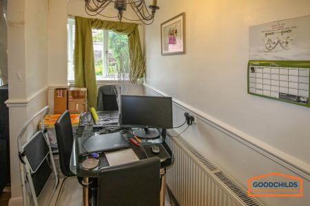 2 bedroom Terraced House to let in Telford Road, Walsall, WS2