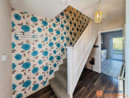 2 bedroom Terraced House to let in Griffiths Drive, Wolverhampton, WV11