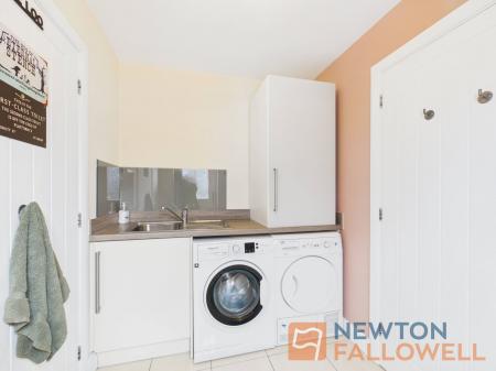 4 bedroom Detached house for sale in Dukes Grove, Bloxwich, WS3