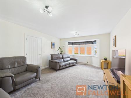 4 bedroom Detached house for sale in Dukes Grove, Bloxwich, WS3