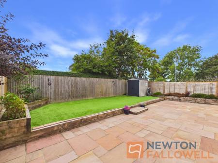 4 bedroom Detached house for sale in Dukes Grove, Bloxwich, WS3