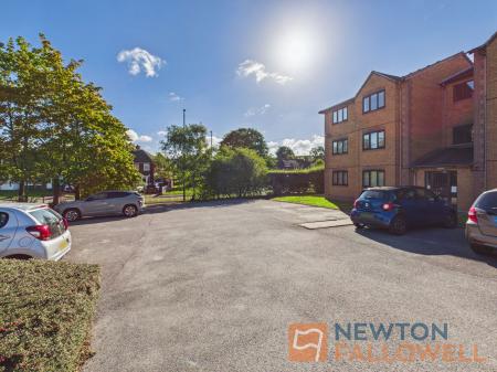1 bedroom Flat for sale in High Ridge Close, Aldridge, WS9