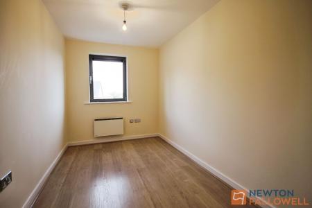 2 bedroom Flat to let in Albion Street, Wolverhampton, WV1