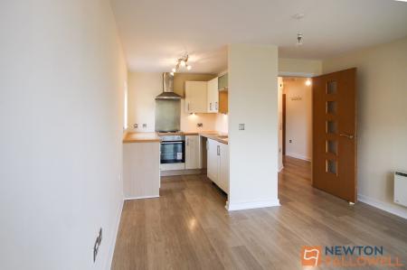 2 bedroom Flat to let in Albion Street, Wolverhampton, WV1