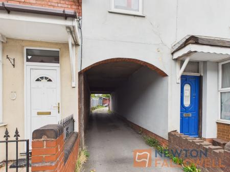 3 bedroom End of terrace house for sale in Station Street, Cheslyn Hay, WS6