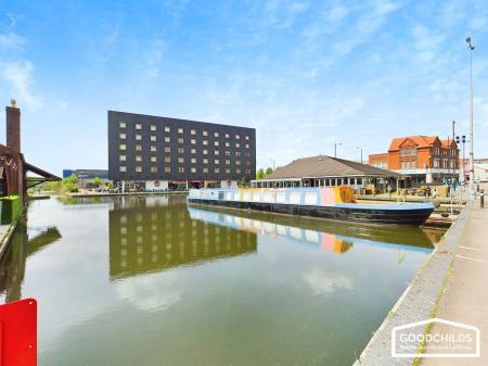 1 bedroom Flat to let in Gallery Square, One Gallery Square, WS2