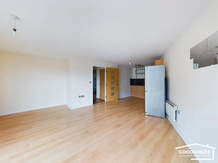 2 bedroom Flat to let in Albion Street, Wolverhampton, WV1