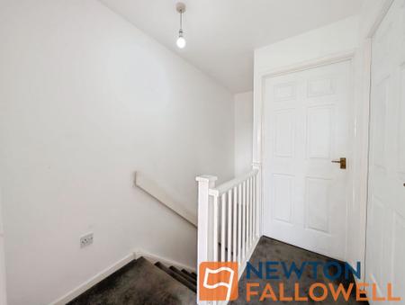 2 bedroom Semi-detached house to let in Orchard Close, Rushall, WS4