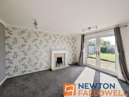 2 bedroom Semi-detached house to let in Orchard Close, Rushall, WS4