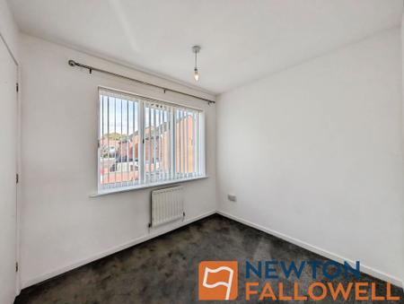 2 bedroom Semi-detached house to let in Orchard Close, Rushall, WS4