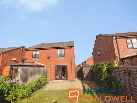 2 bedroom Semi-detached house to let in Orchard Close, Rushall, WS4
