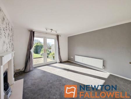 2 bedroom Semi-detached house to let in Orchard Close, Rushall, WS4