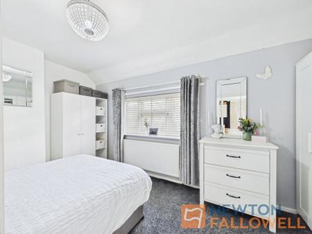 2 bedroom Semi-detached house for sale in King Charles Avenue, Walsall, WS2
