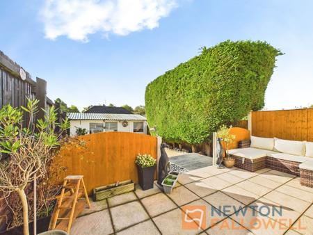2 bedroom Semi-detached house for sale in King Charles Avenue, Walsall, WS2