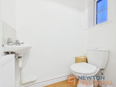 3 bedroom Terraced House to let in Victoria Street, Willenhall, WV13