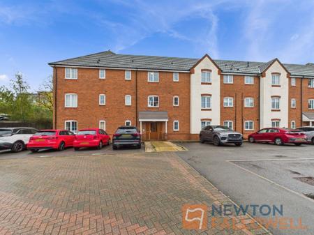 2 bedroom Flat to let in Walker Road, Walsall, WS3