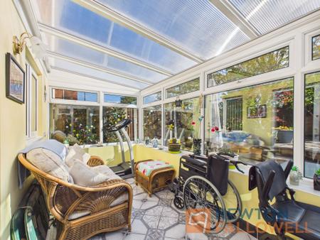 3 bedroom End of terrace house for sale in Cromwell Close, Bentley, WS2
