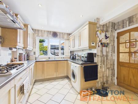 3 bedroom End of terrace house for sale in Cromwell Close, Bentley, WS2