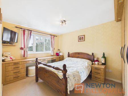3 bedroom End of terrace house for sale in Cromwell Close, Bentley, WS2