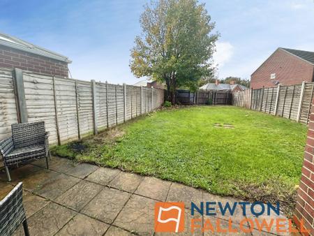 4 bedroom Semi-detached house to let in Woodall Street, Walsall, WS3