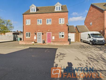 Woodall Street, Walsall, WS3
