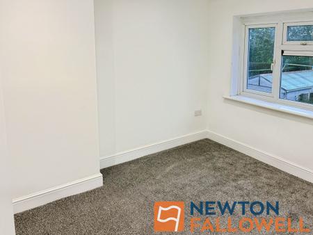 3 bedroom Semi-detached house to let in Pelsall Lane, Rushall, WS4