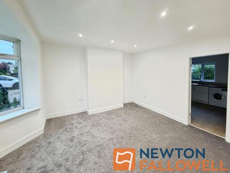 3 bedroom Semi-detached house to let in Pelsall Lane, Rushall, WS4