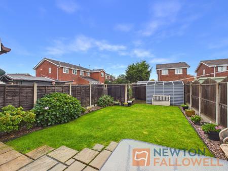 2 bedroom Semi-detached house for sale in Grazewood Close, Willenhall, WV12