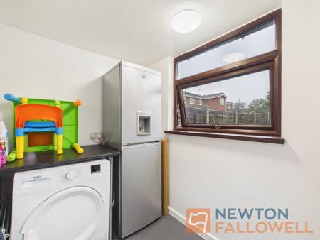 2 bedroom Semi-detached house for sale in Grazewood Close, Willenhall, WV12