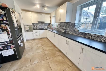 4 bedroom Detached house for sale in Ashville Road, Hampton Hargate, Peterborough, PE7