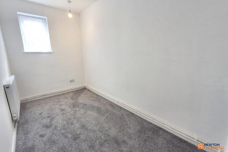 2 bedroom Flat for sale in Axiom Avenue, Peterborough, PE3