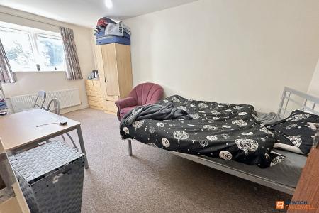 5 bedroom Terraced House for sale in Benland, Bretton, Peterborough, PE3