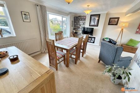 4 bedroom Detached house for sale in Canterbury Road, Werrington Village, Peterborough, PE4