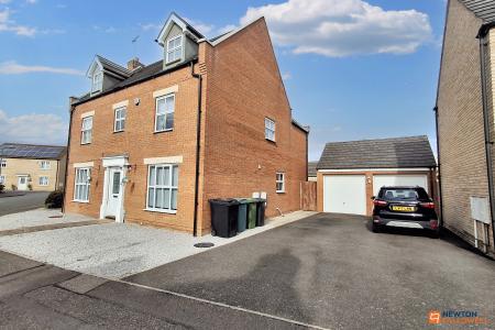 Crystal Drive, Sugar Way, Woodston, Peterborough, PE2
