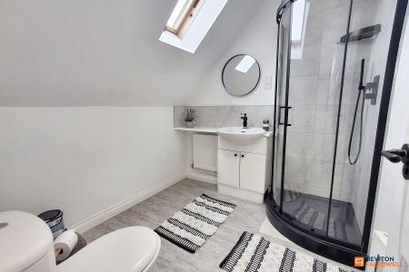 5 bedroom Detached house for sale in Crystal Drive, Sugar Way, Woodston, Peterborough, PE2