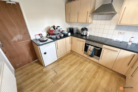 5 bedroom End of terrace house for sale in Eyrescroft, Bretton, Peterborough, PE3