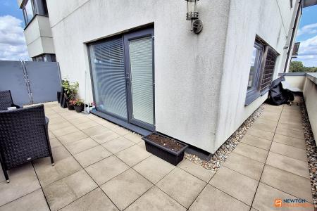 1 bedroom Flat for sale in Hammonds Drive, Fengate, Peterborough, PE1