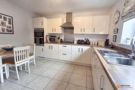 4 bedroom Detached house for sale in Herald Way, Gunthorpe, Peterborough, PE4