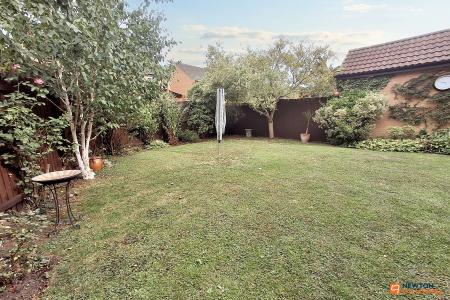 4 bedroom Detached house for sale in Herald Way, Gunthorpe, Peterborough, PE4