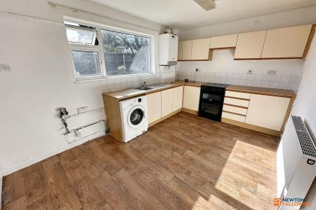 3 bedroom Semi-detached house for sale in Luddington Road, Walton, Peterborough, PE4