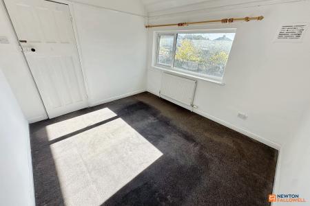 3 bedroom Semi-detached house for sale in Luddington Road, Walton, Peterborough, PE4